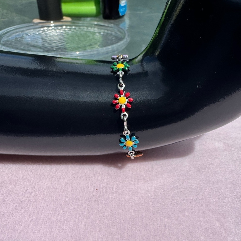 Dainty Floral Multicolor Stainless Steel Bracelet - Picture 4 of 8